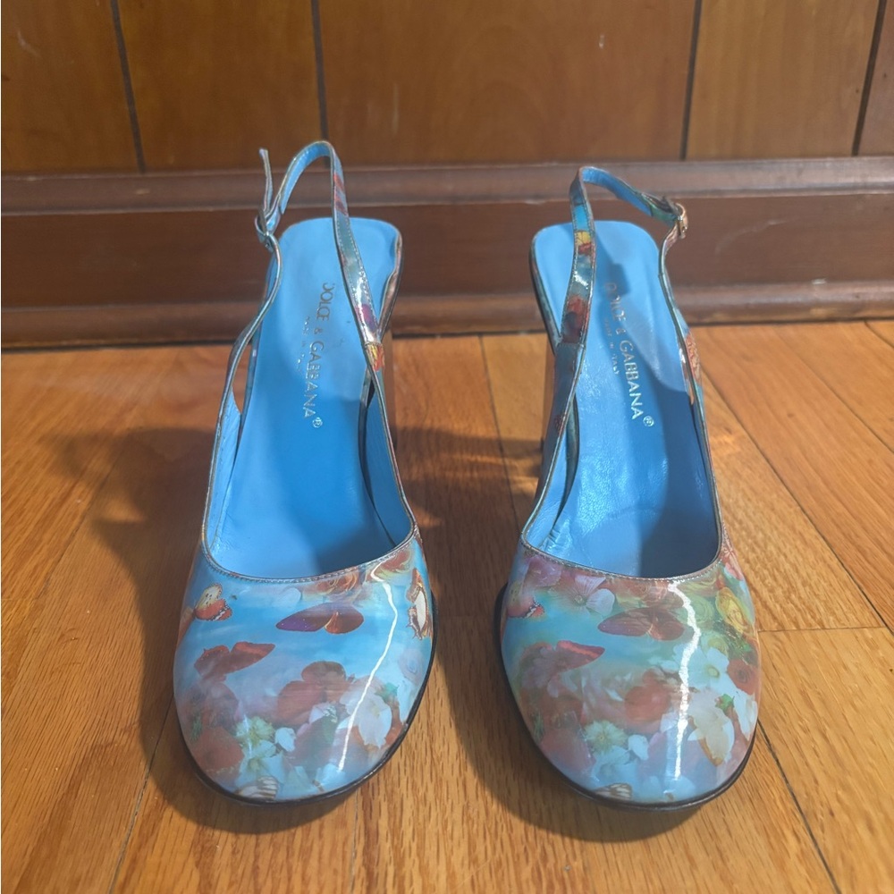 Dolce & Gabbana Floral Butterflies Changing Image Slingback 37.5/7W Spring Rare